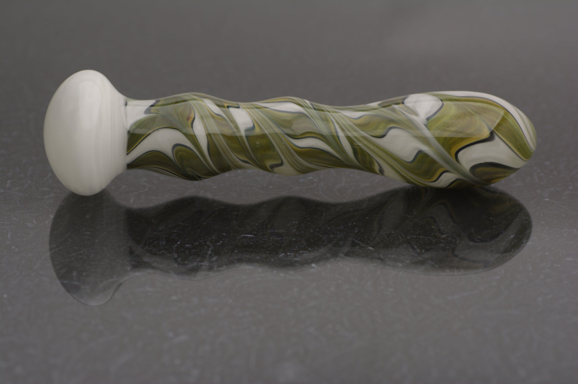 Clarity Seraphic Braid Glass Dildo main image 1