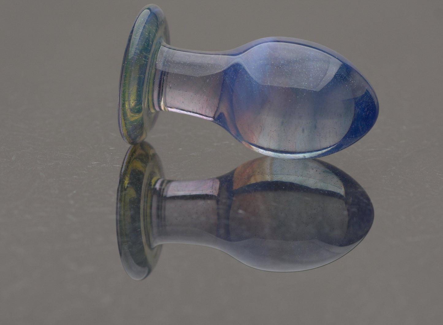 Medium Glass Butt Plug - Twi-Light