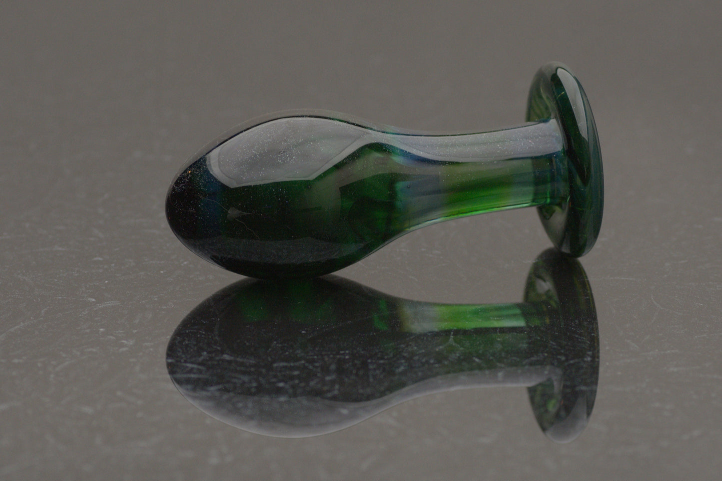 Medium Glass Butt Plug - Dark Emerald Malachite Sparkle