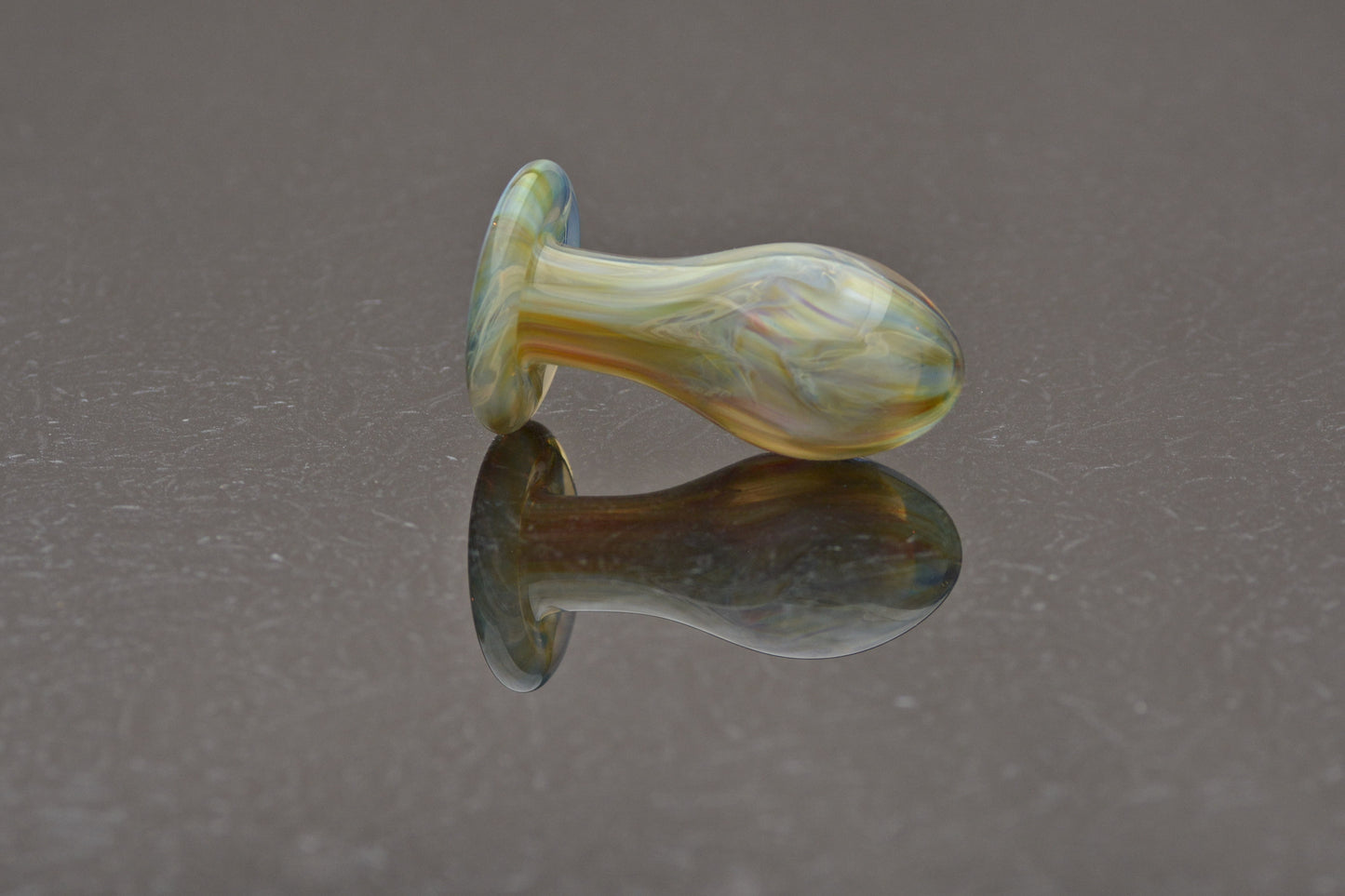 Small-Medium Glass Butt Plug - Hazy Flow